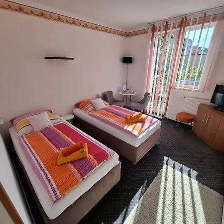 Pensionat Three Františkovy Lázně
